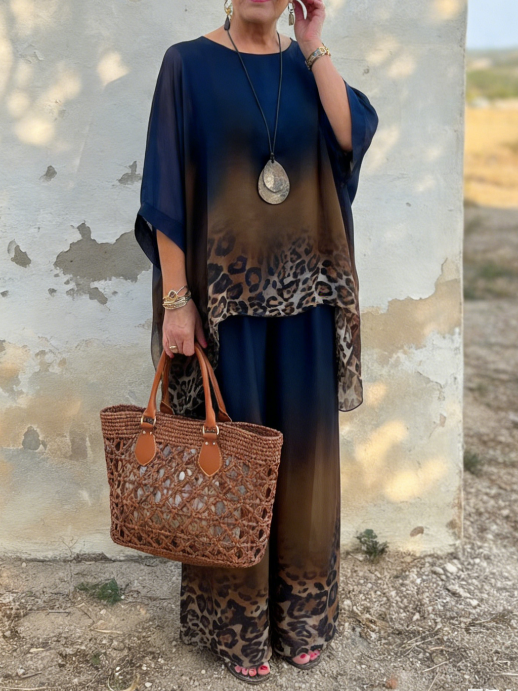 Elegant And Cozy Leopard Print Top And Pants Two-piece Set